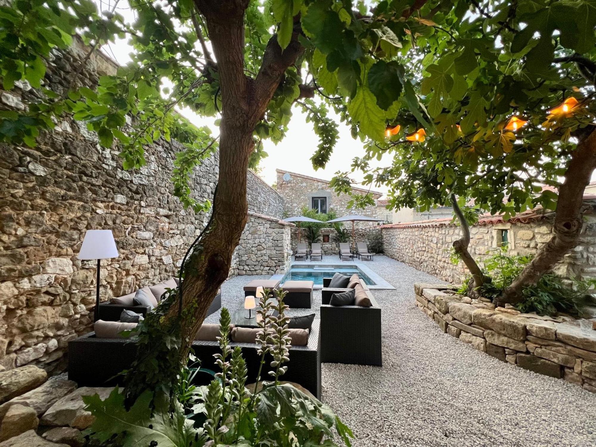 Hotel Maison Erica Saint-Mamert-du-Gard Exteriér fotografie